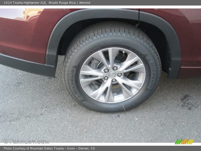 Moulin Rouge Mica / Almond 2014 Toyota Highlander XLE