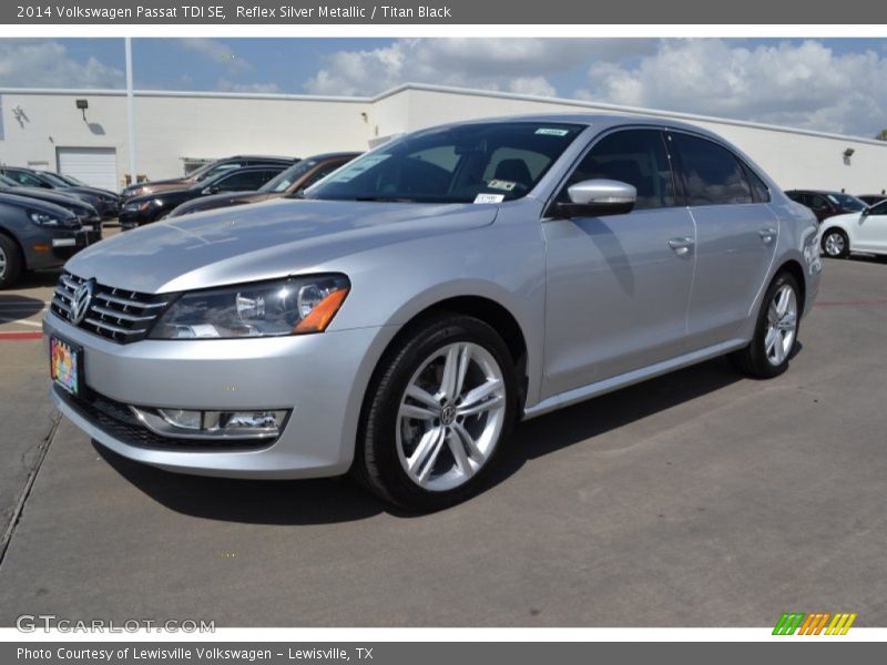 Reflex Silver Metallic / Titan Black 2014 Volkswagen Passat TDI SE