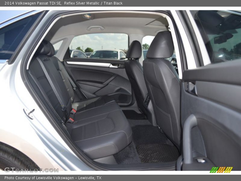 Reflex Silver Metallic / Titan Black 2014 Volkswagen Passat TDI SE