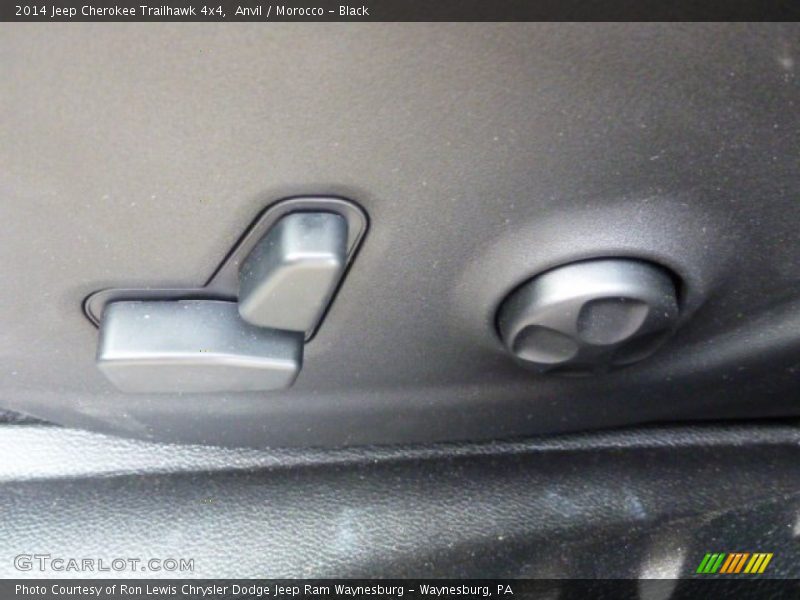 Anvil / Morocco - Black 2014 Jeep Cherokee Trailhawk 4x4