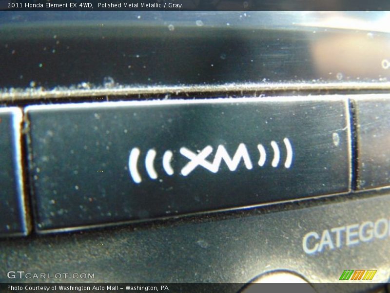 Polished Metal Metallic / Gray 2011 Honda Element EX 4WD