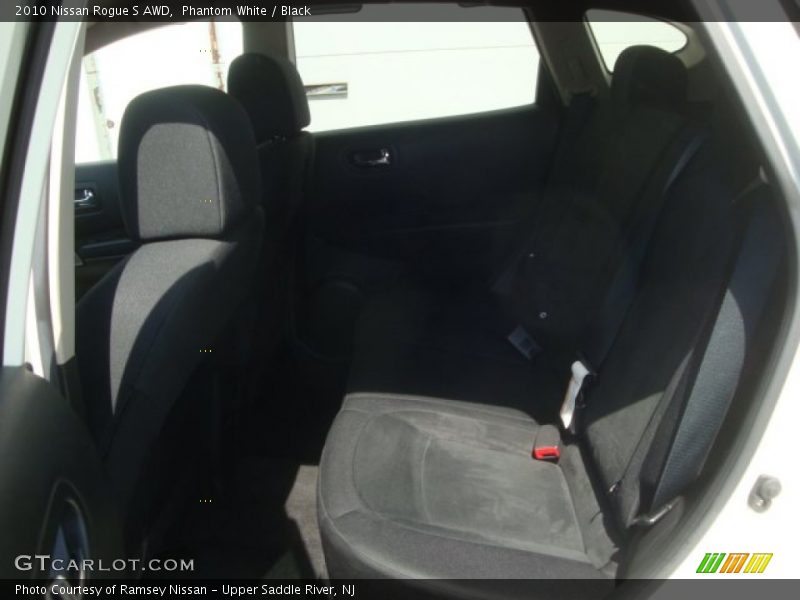 Phantom White / Black 2010 Nissan Rogue S AWD