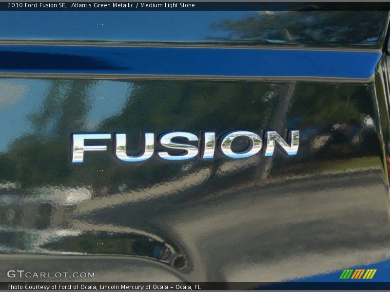 Atlantis Green Metallic / Medium Light Stone 2010 Ford Fusion SE