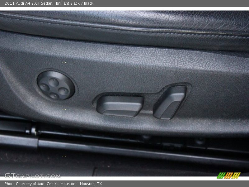 Brilliant Black / Black 2011 Audi A4 2.0T Sedan