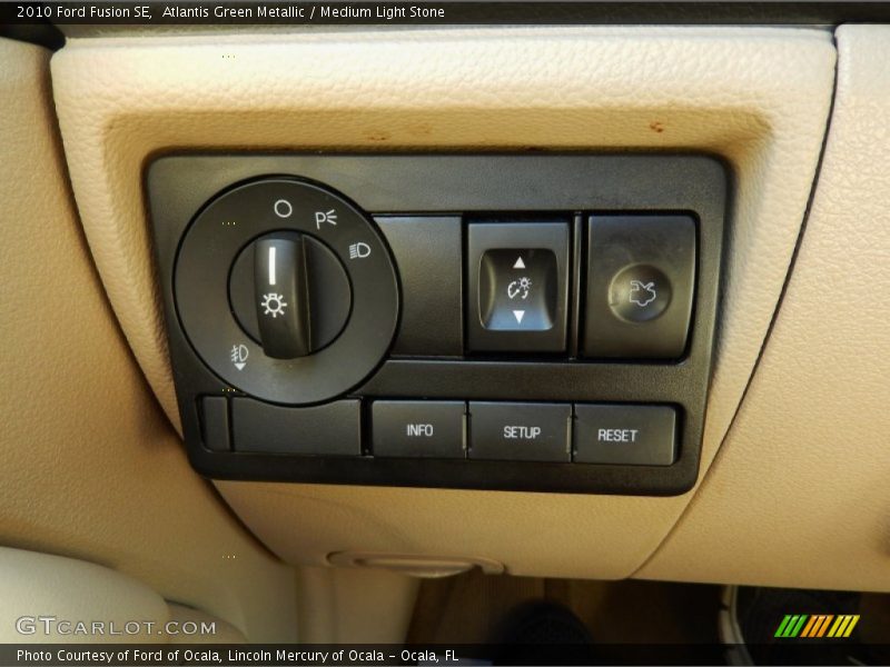 Atlantis Green Metallic / Medium Light Stone 2010 Ford Fusion SE