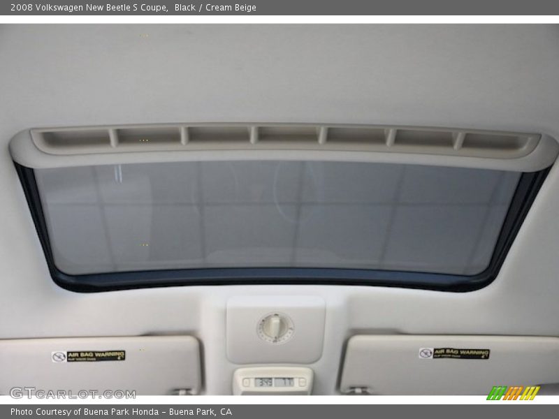 Black / Cream Beige 2008 Volkswagen New Beetle S Coupe