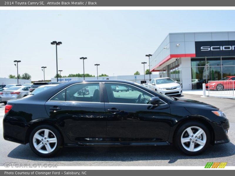 Attitude Black Metallic / Black 2014 Toyota Camry SE