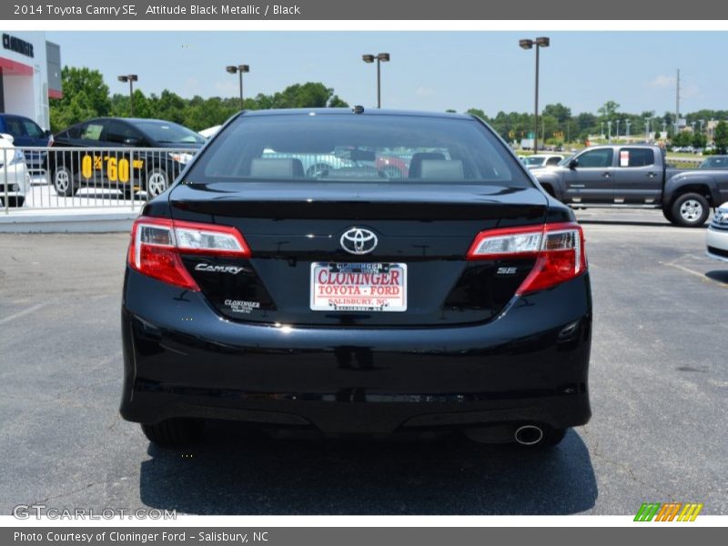 Attitude Black Metallic / Black 2014 Toyota Camry SE