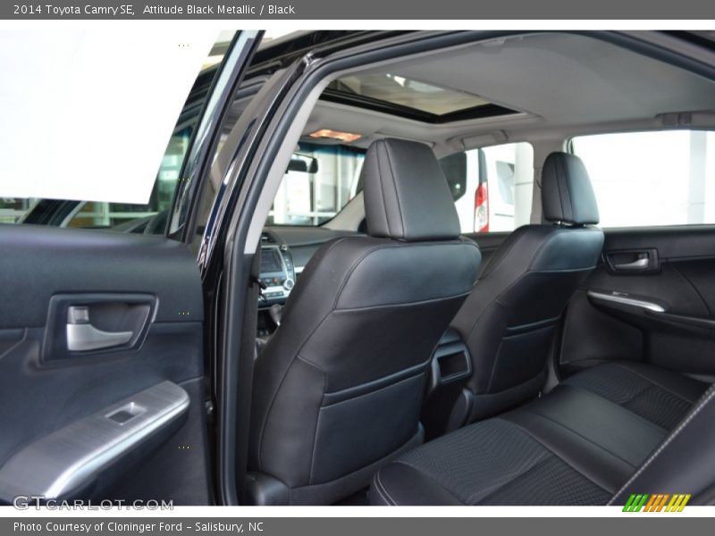 Attitude Black Metallic / Black 2014 Toyota Camry SE