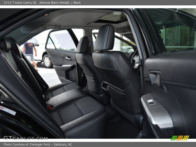 Attitude Black Metallic / Black 2014 Toyota Camry SE