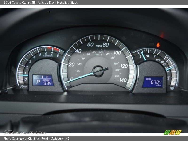 Attitude Black Metallic / Black 2014 Toyota Camry SE
