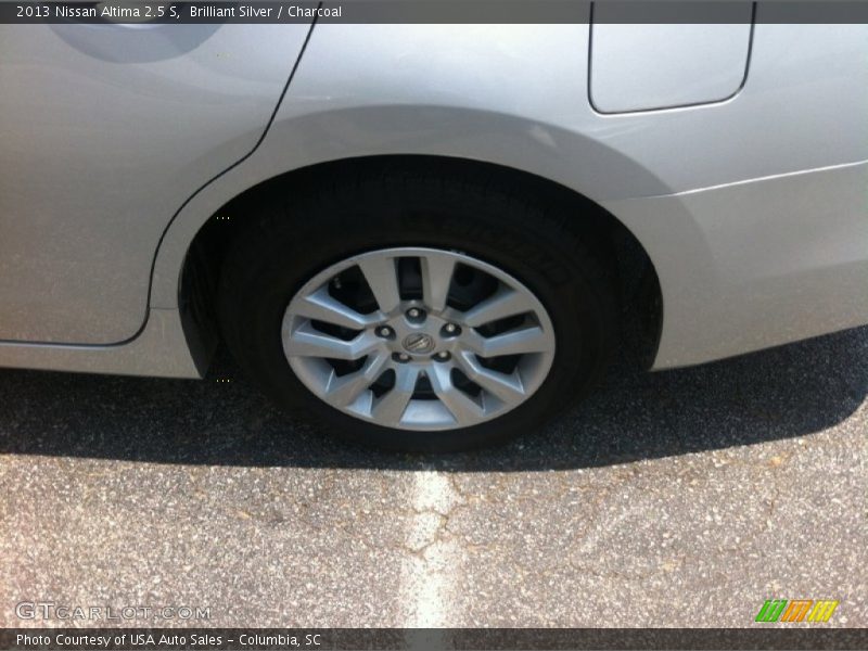 Brilliant Silver / Charcoal 2013 Nissan Altima 2.5 S