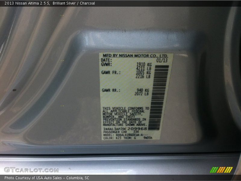 Brilliant Silver / Charcoal 2013 Nissan Altima 2.5 S