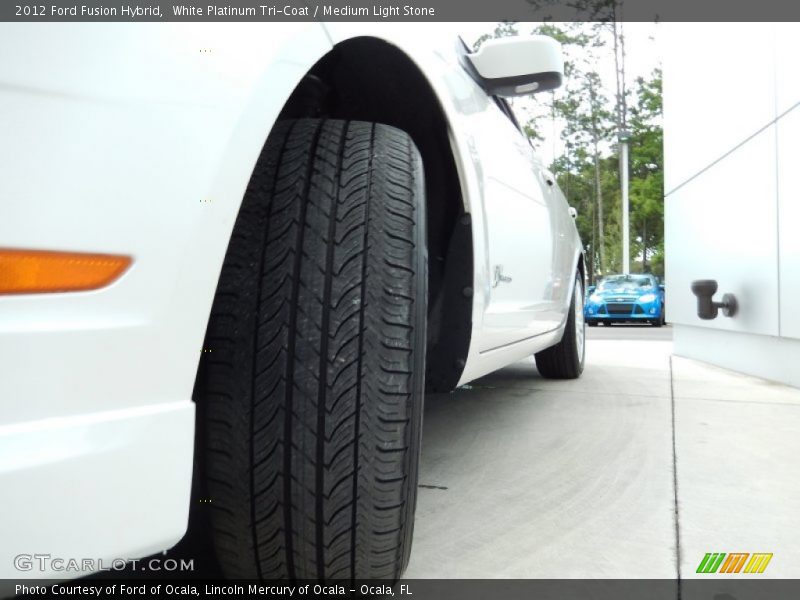 White Platinum Tri-Coat / Medium Light Stone 2012 Ford Fusion Hybrid