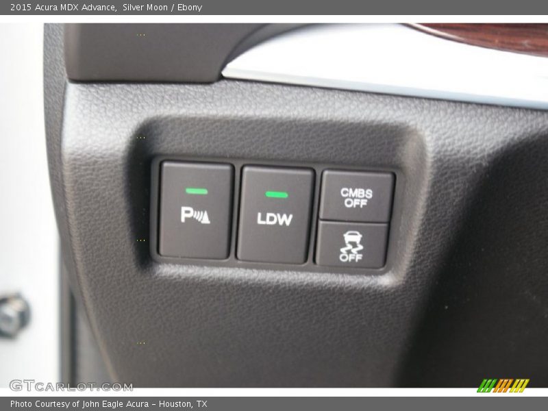 Controls of 2015 MDX Advance