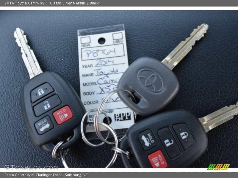 Classic Silver Metallic / Black 2014 Toyota Camry XSP
