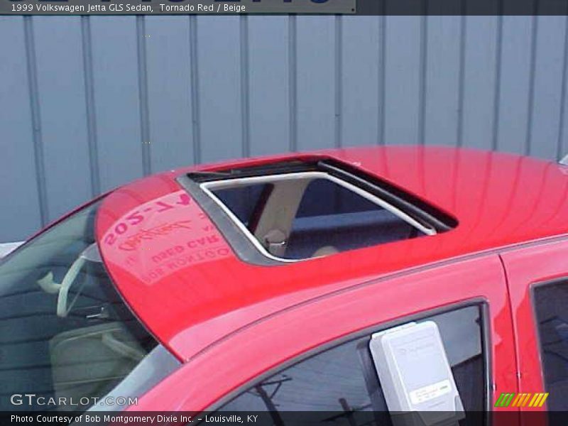 Tornado Red / Beige 1999 Volkswagen Jetta GLS Sedan