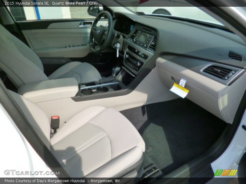 Quartz White Pearl / Gray 2015 Hyundai Sonata SE