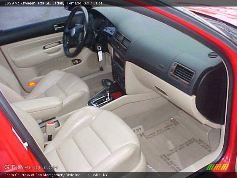 Tornado Red / Beige 1999 Volkswagen Jetta GLS Sedan