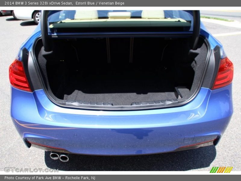 2014 3 Series 328i xDrive Sedan Trunk