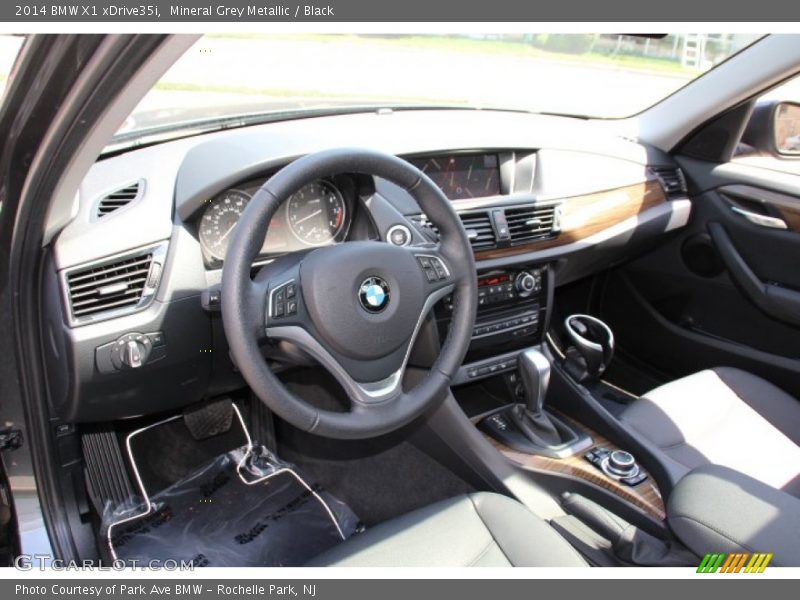Black Interior - 2014 X1 xDrive35i 