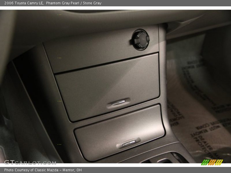 Phantom Gray Pearl / Stone Gray 2006 Toyota Camry LE