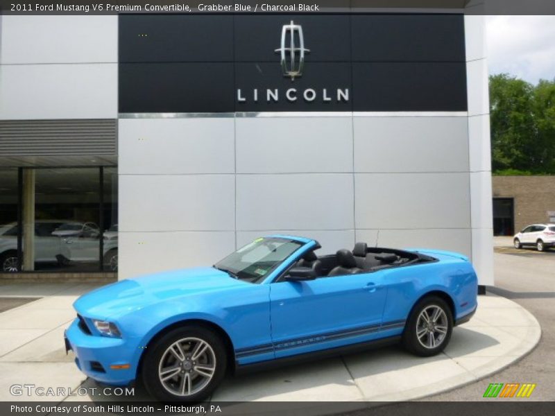 Grabber Blue / Charcoal Black 2011 Ford Mustang V6 Premium Convertible