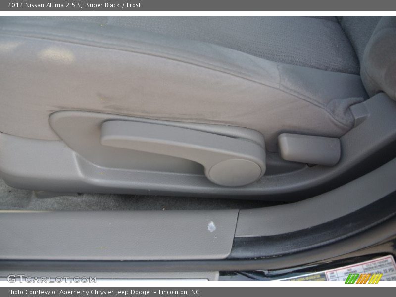 Super Black / Frost 2012 Nissan Altima 2.5 S