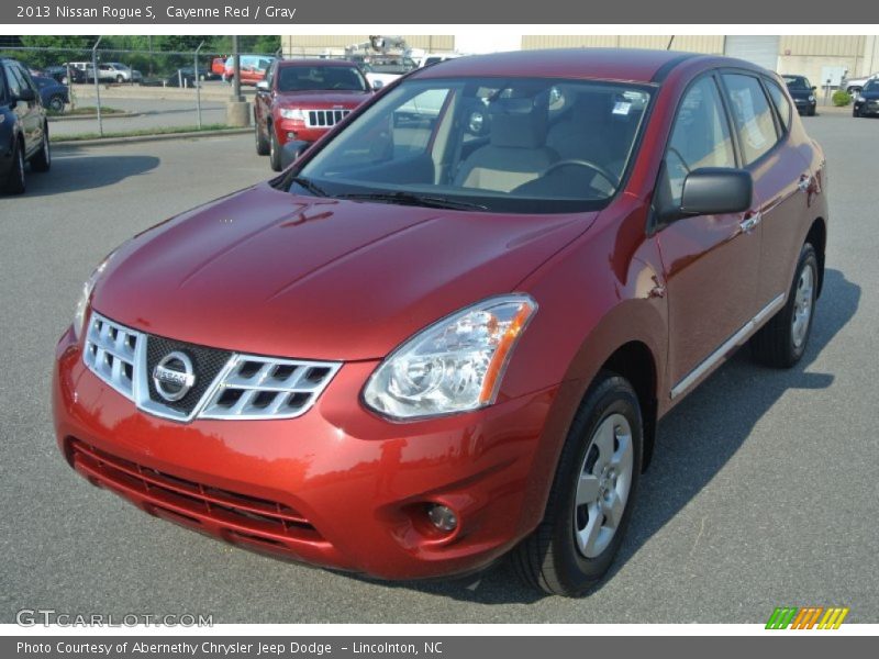 Cayenne Red / Gray 2013 Nissan Rogue S
