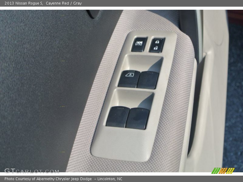 Cayenne Red / Gray 2013 Nissan Rogue S