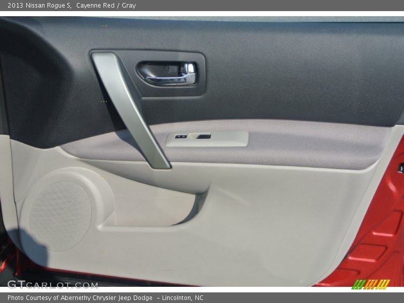 Cayenne Red / Gray 2013 Nissan Rogue S