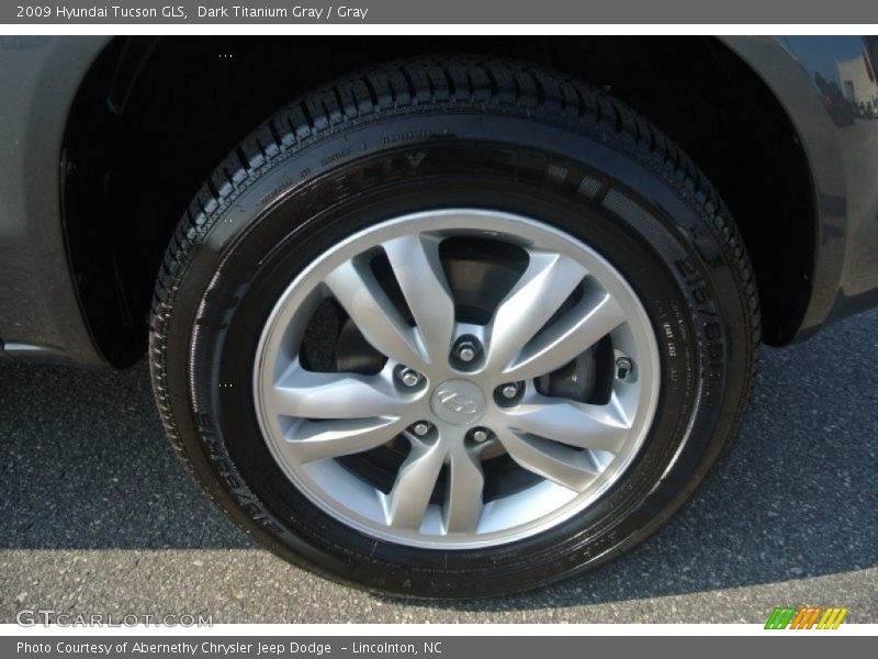 Dark Titanium Gray / Gray 2009 Hyundai Tucson GLS