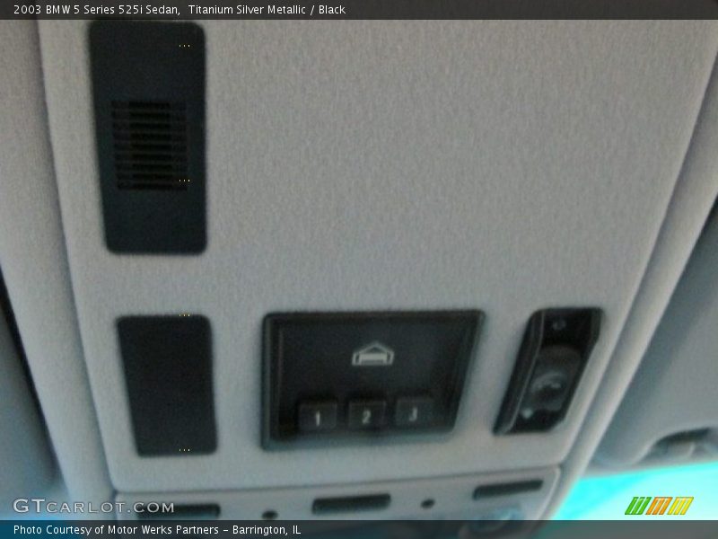 Titanium Silver Metallic / Black 2003 BMW 5 Series 525i Sedan