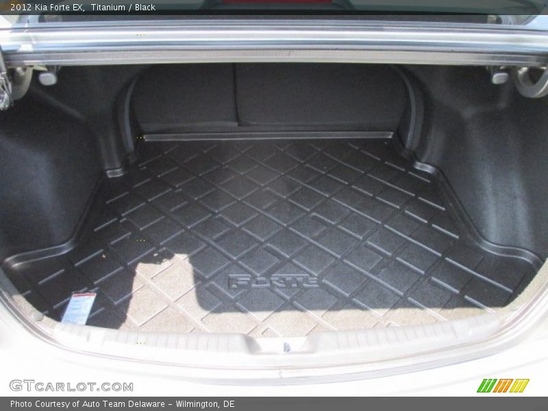 Titanium / Black 2012 Kia Forte EX