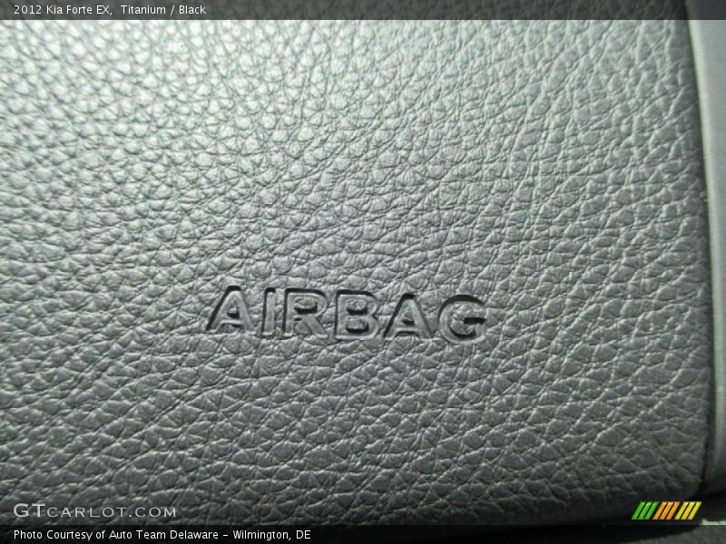 Titanium / Black 2012 Kia Forte EX