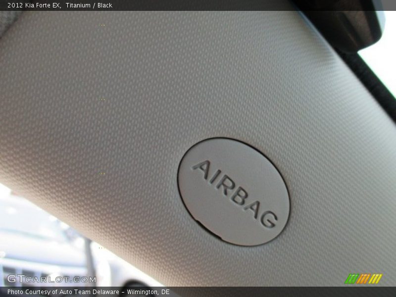 Titanium / Black 2012 Kia Forte EX