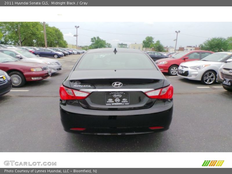 Midnight Black / Gray 2011 Hyundai Sonata GLS