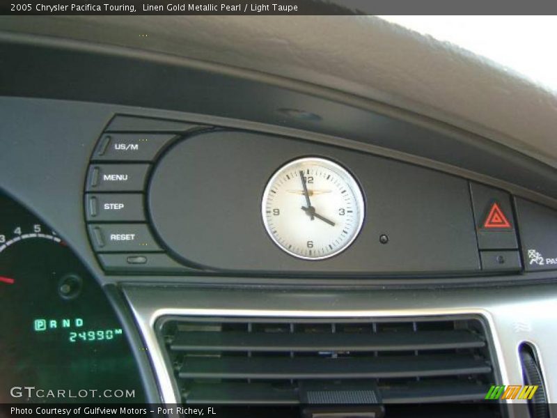 Linen Gold Metallic Pearl / Light Taupe 2005 Chrysler Pacifica Touring