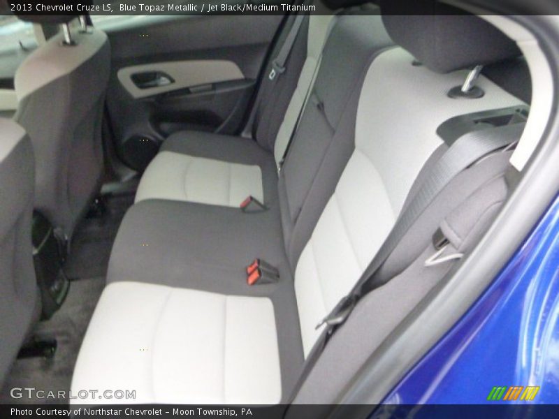 Blue Topaz Metallic / Jet Black/Medium Titanium 2013 Chevrolet Cruze LS