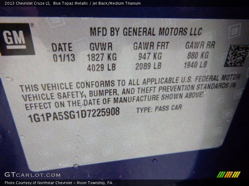 Blue Topaz Metallic / Jet Black/Medium Titanium 2013 Chevrolet Cruze LS