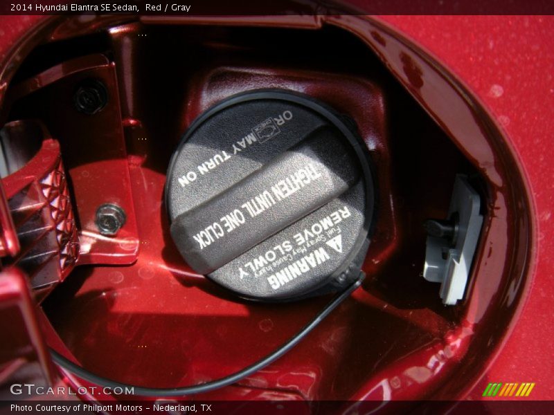 Red / Gray 2014 Hyundai Elantra SE Sedan