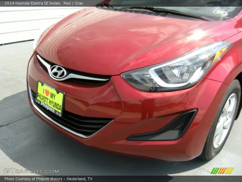 Red / Gray 2014 Hyundai Elantra SE Sedan