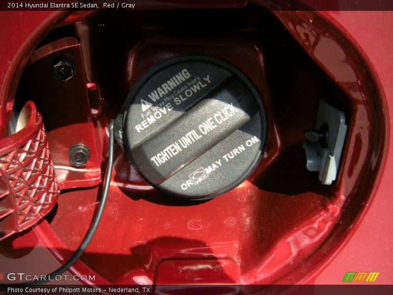 Red / Gray 2014 Hyundai Elantra SE Sedan