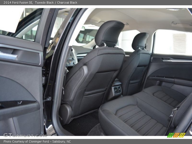 Tuxedo Black / Charcoal Black 2014 Ford Fusion SE