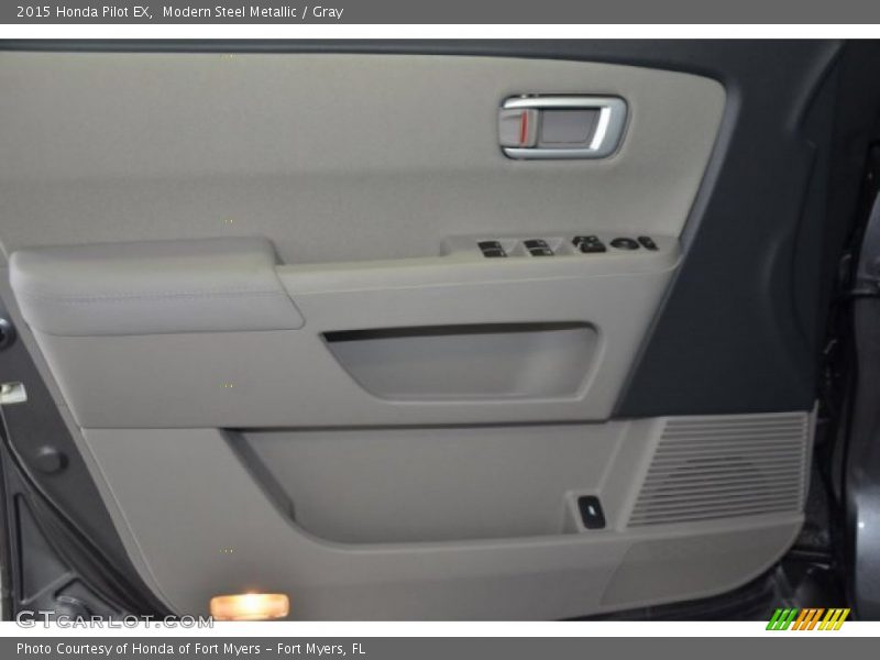 Modern Steel Metallic / Gray 2015 Honda Pilot EX