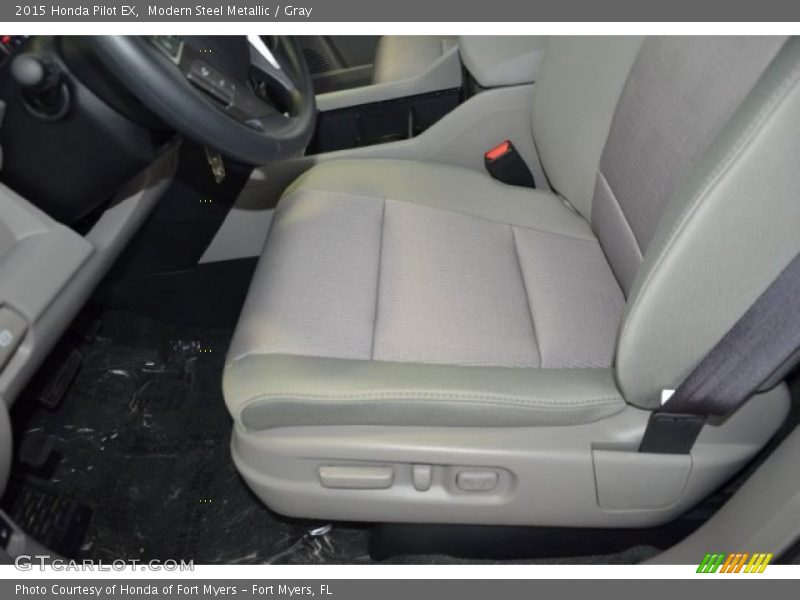 Modern Steel Metallic / Gray 2015 Honda Pilot EX