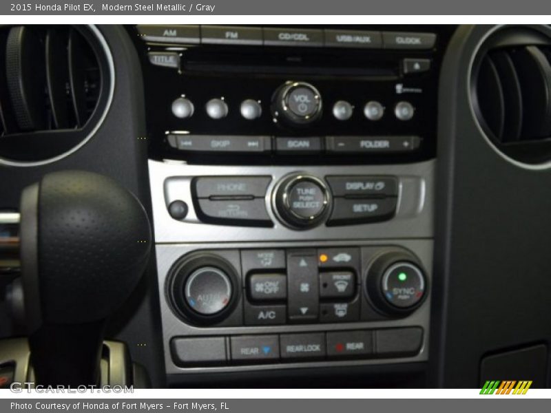Modern Steel Metallic / Gray 2015 Honda Pilot EX