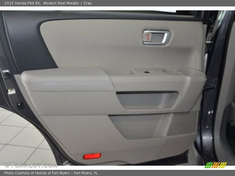 Modern Steel Metallic / Gray 2015 Honda Pilot EX