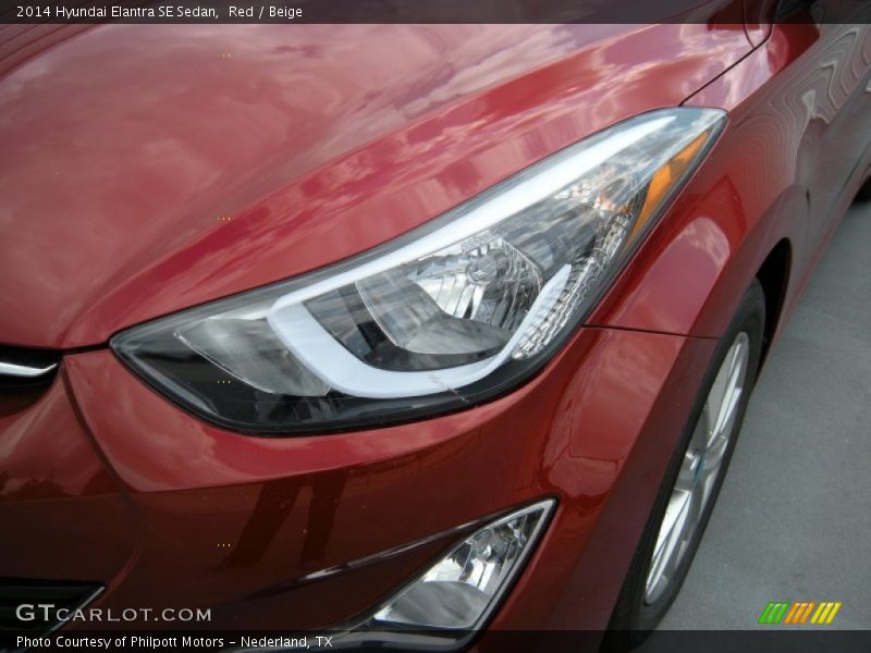 Red / Beige 2014 Hyundai Elantra SE Sedan