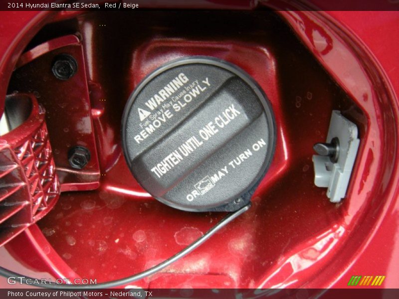 Red / Beige 2014 Hyundai Elantra SE Sedan